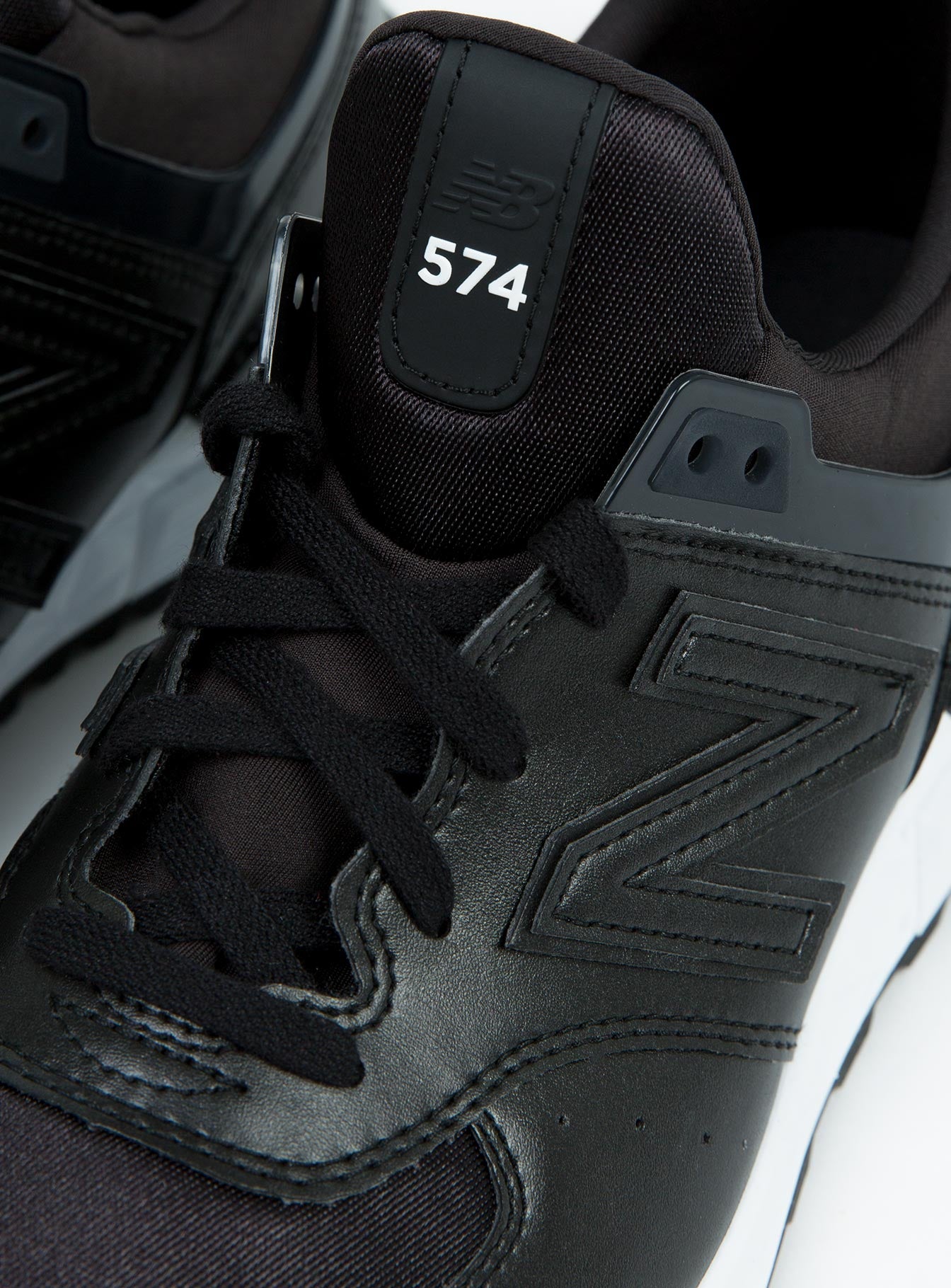 new balance 574 sport black white