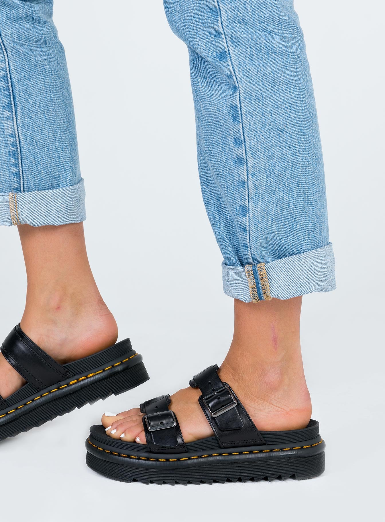 dr martens myles slide sandals in black