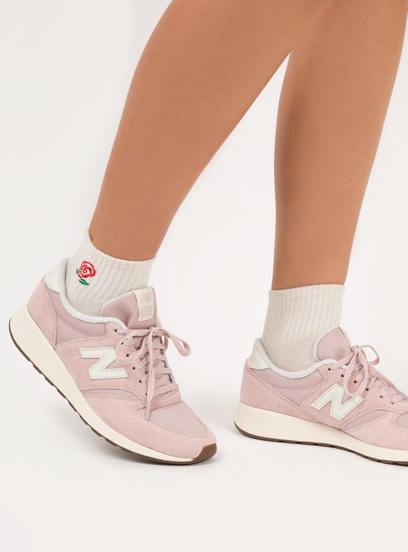 new balance 420 sneaker faded rose