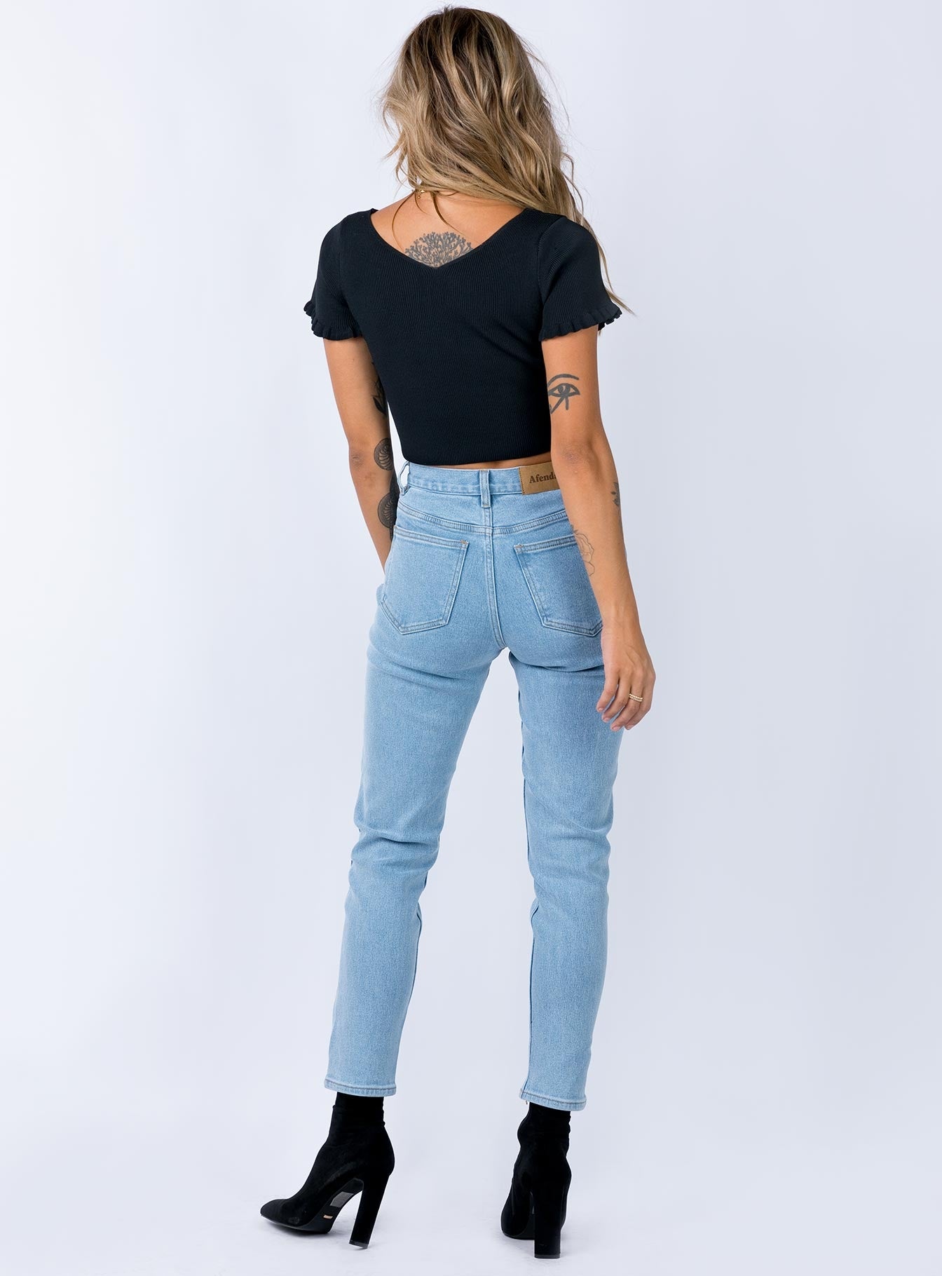 high waist slim jeans