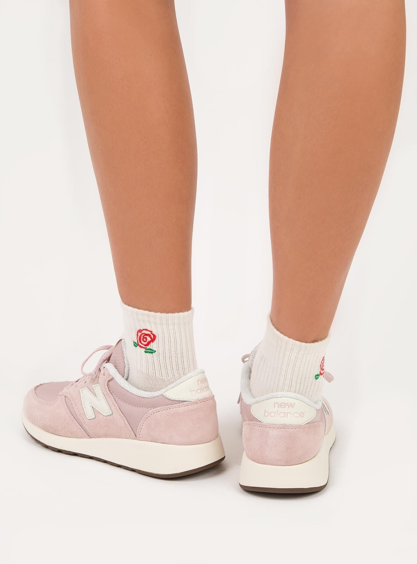 new balance 420 sneaker faded rose