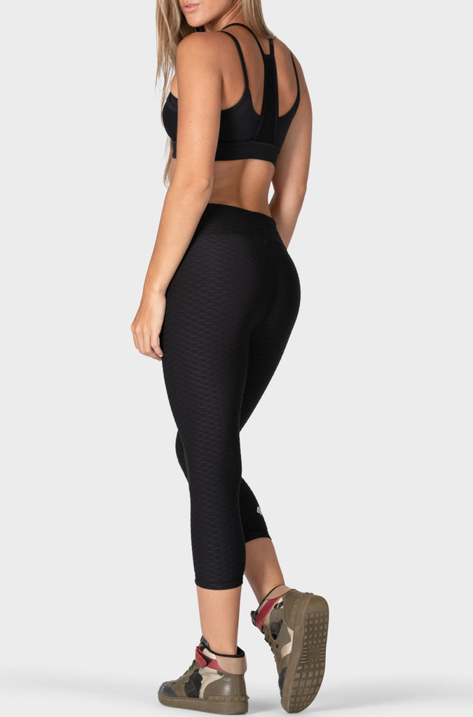 The new exclusive Alpha Luxe Deep V Leggings just released today