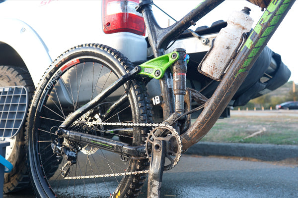 dirty mountain bike