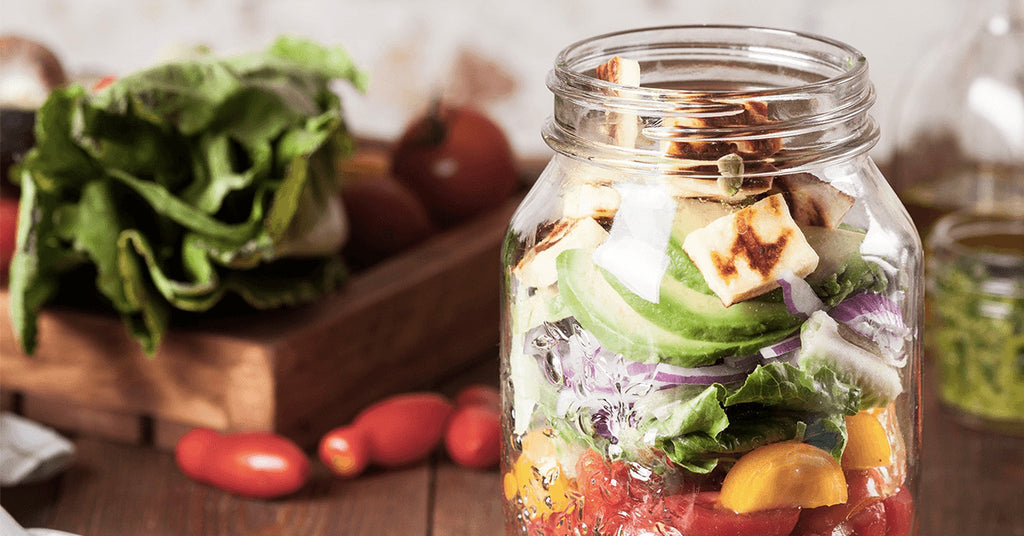 Mason jar salad with plant based protein 