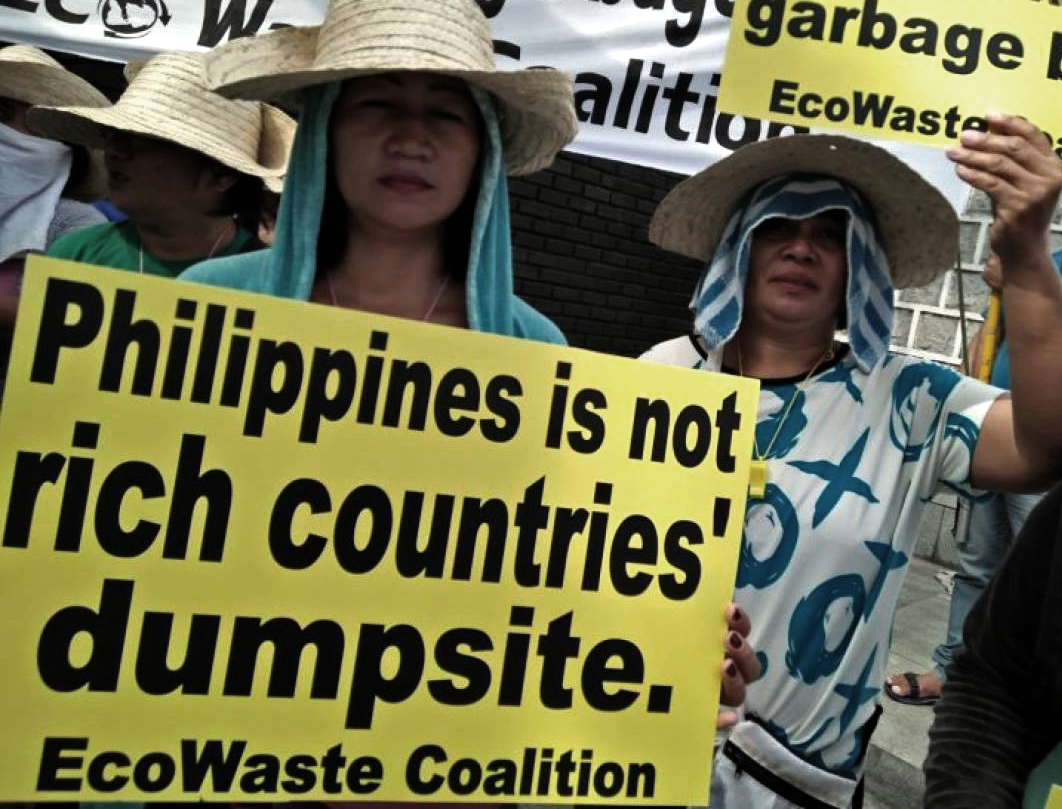 trash in philippines