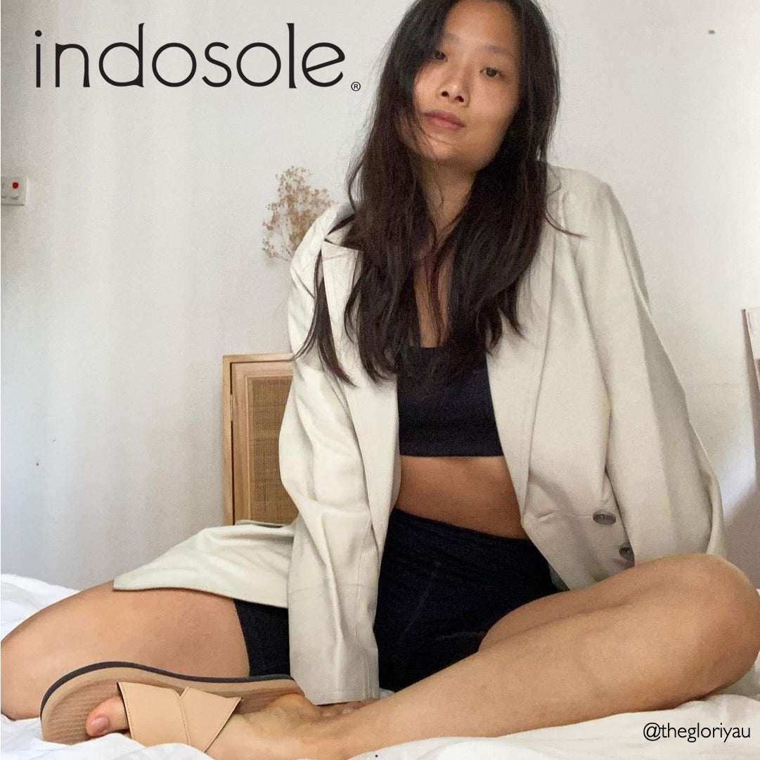 @thegloriayu wearing Indosole Cross Sandals