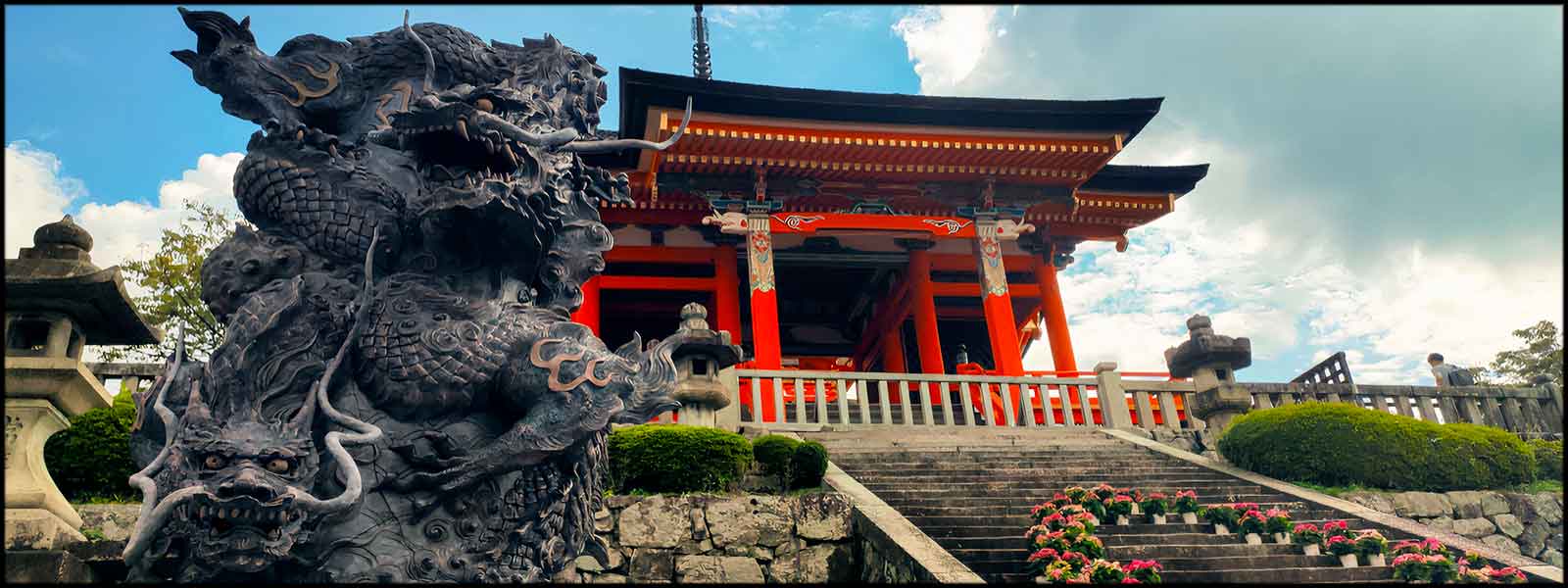Statue dragon japonais temple Kyoto