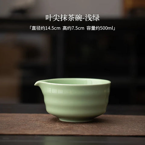 Ceramic Green Matcha Bowl with Spout | Glossy Japanese Chawan - 1 Pc