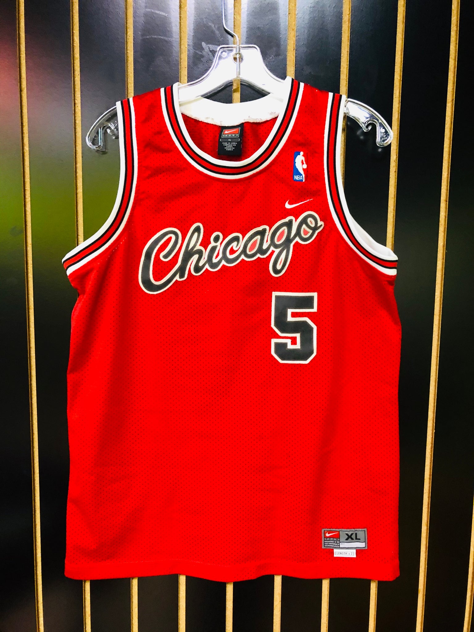 derrick rose nike jersey