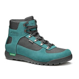 Supertrek men's boot featuring colors black and teal.