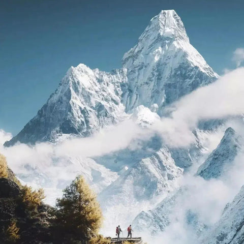 MOUNT EVEREST,location nepal,china tibet