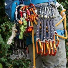 a person wearning the QUICKDRAWS ready for the advanture