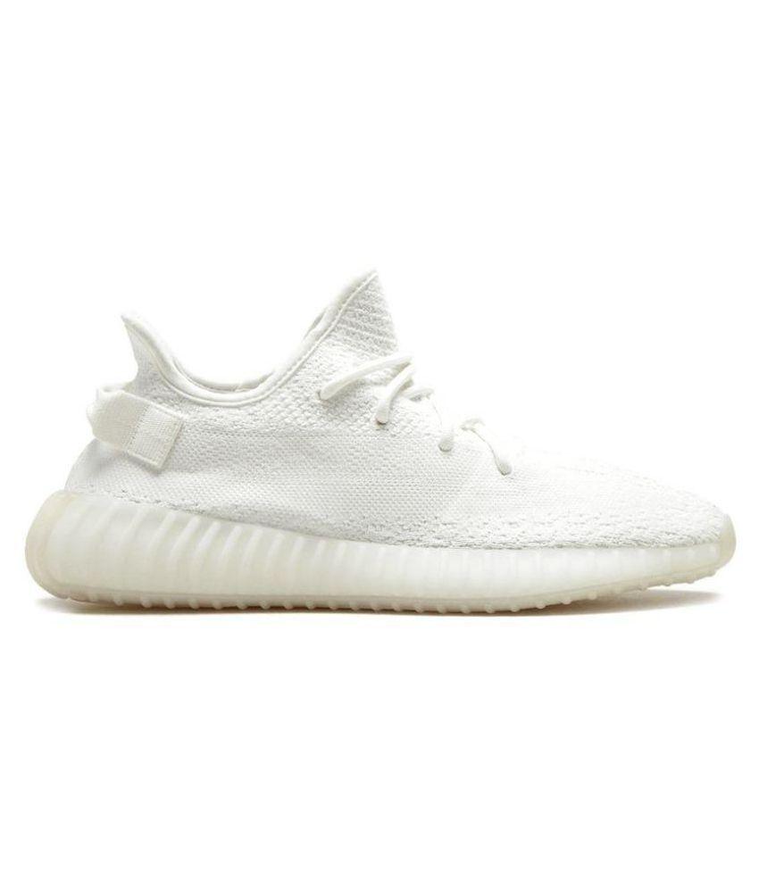 white shoes yeezy