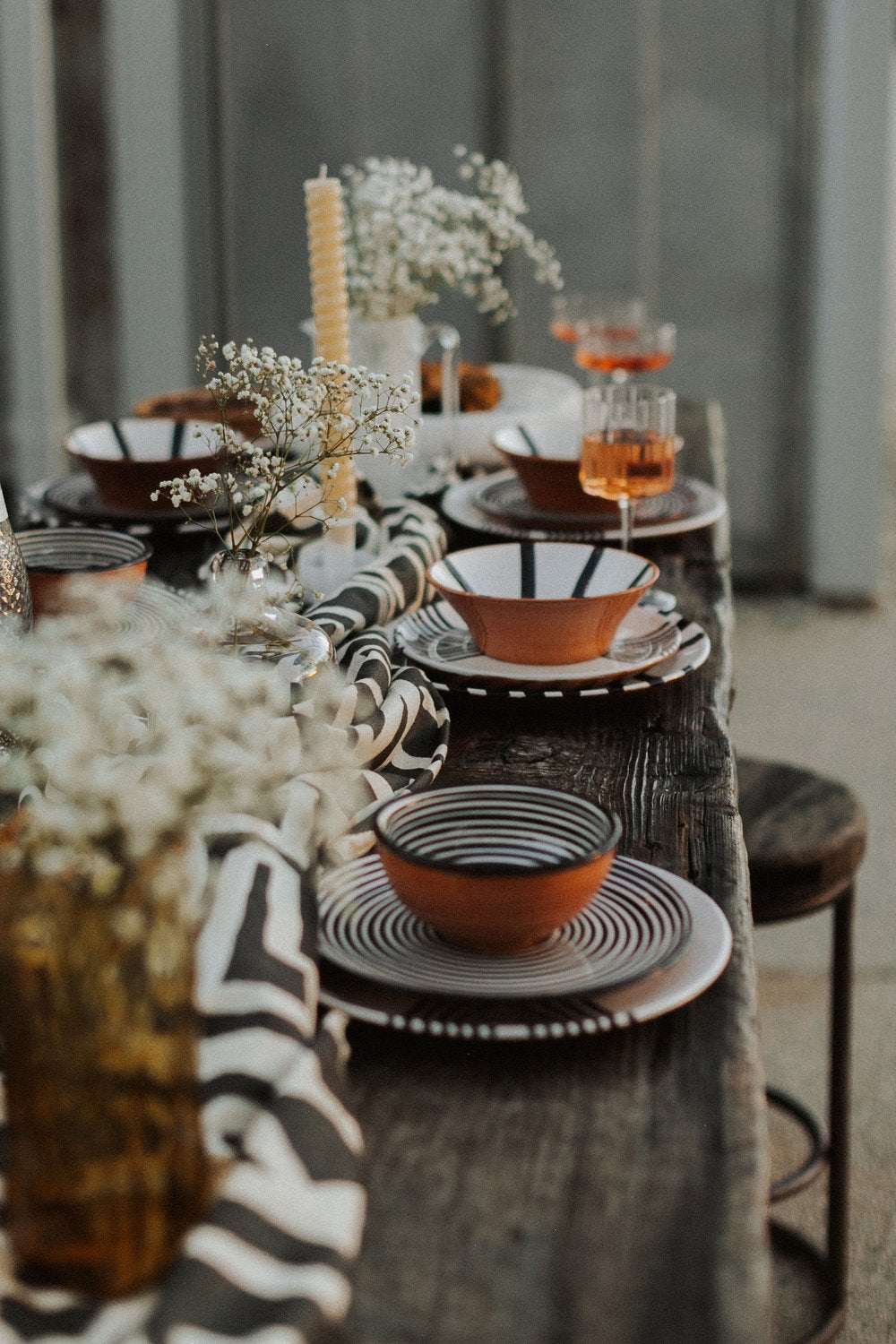 bold black and white dinnerware