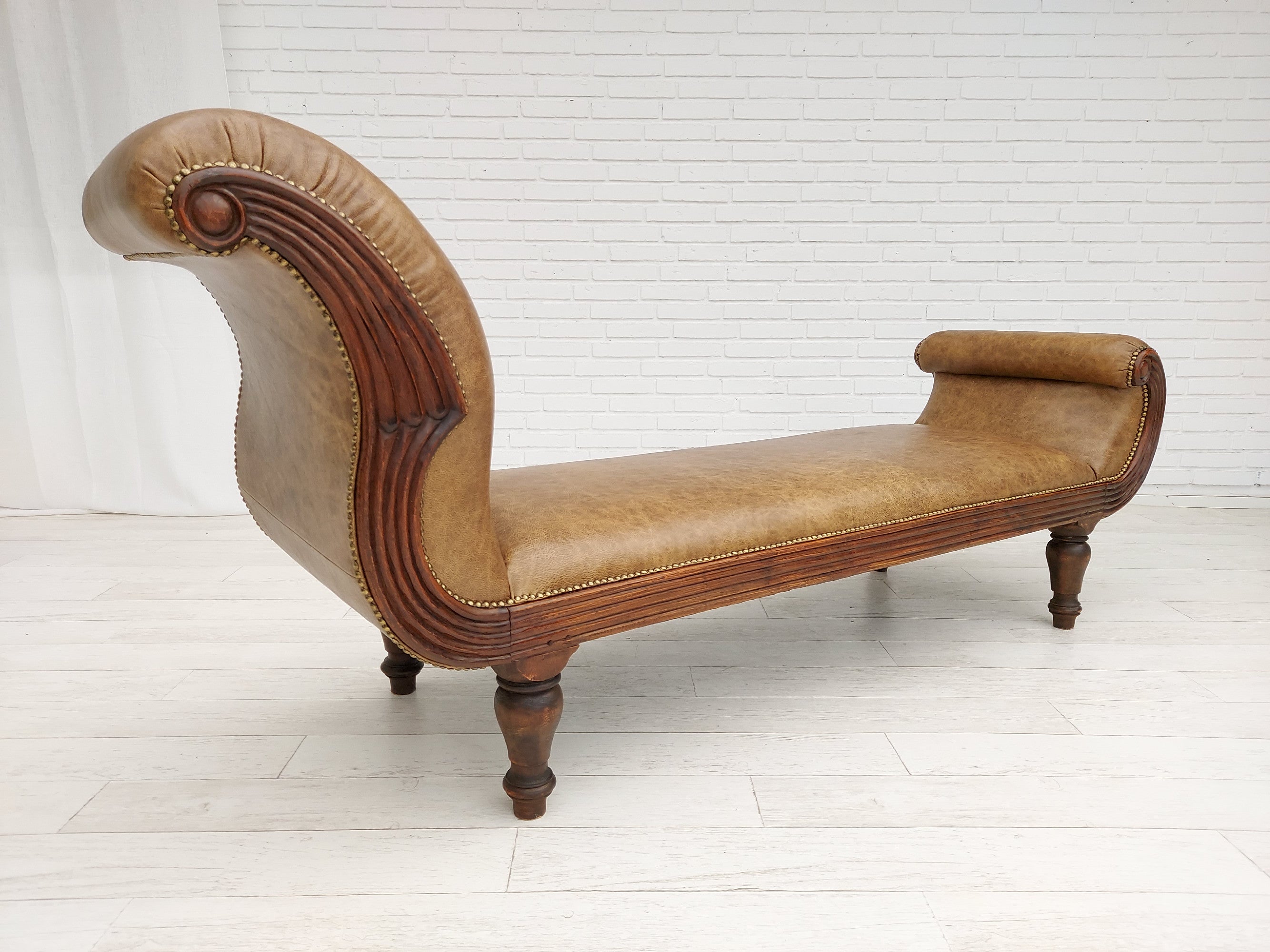 Rusteloos Regenachtig Nauwgezet Daybed / chaise longue, antiek, gerenoveerd, jaren 20, leer - Skaven  Denemarken