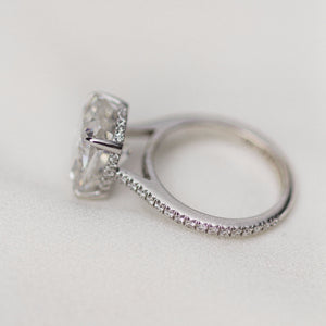 The Diora Ring (4.65 Carat)