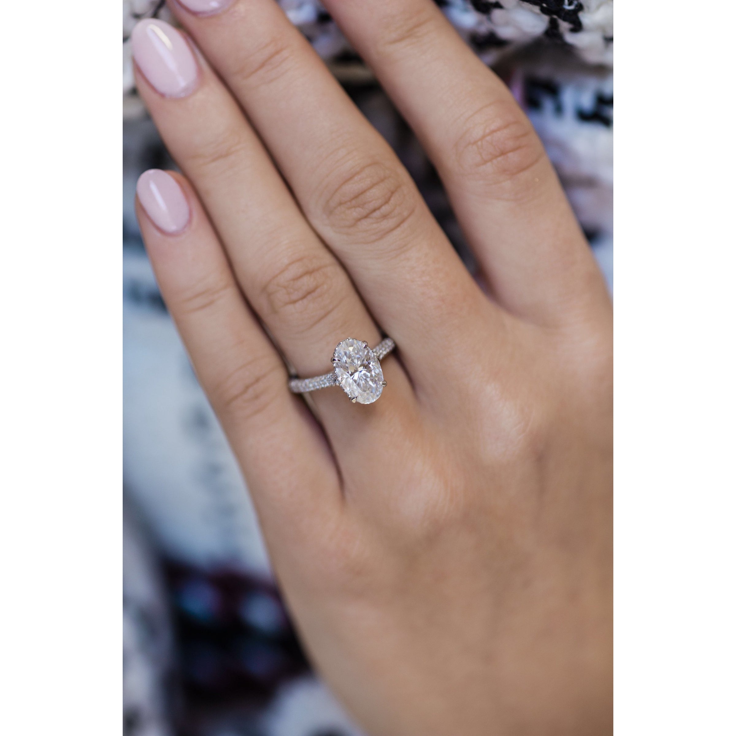 The Leighton Ring (3 Carat) – East West 
