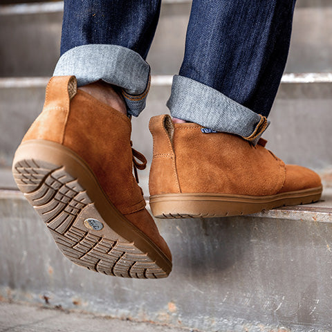 minimalist chukka boots