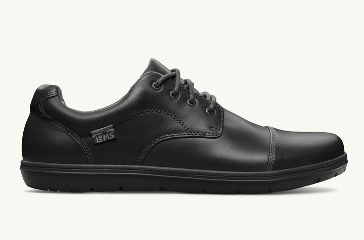 minimalist men's shoes