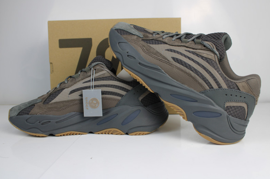 yeezy 700 geode