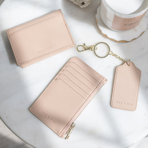 nude card case