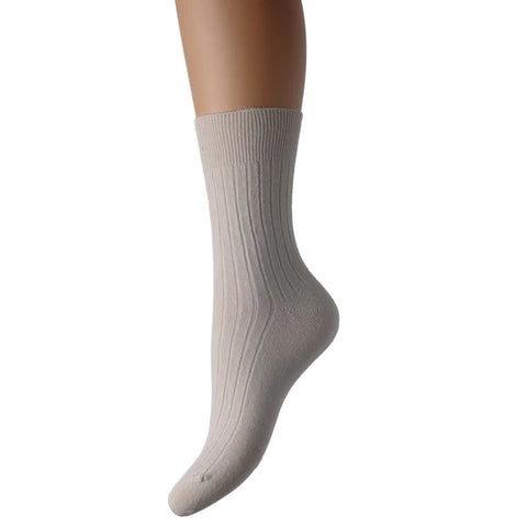 Feet Retreat Lightweight Seamless Oedema Socks in Beige