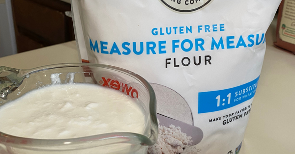 Mix flour with yogurt and water in a bowl.