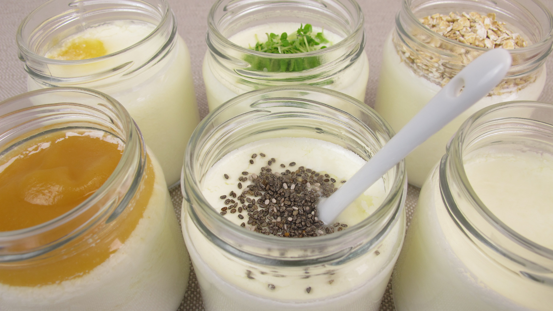 crockpot yogurt put in jars