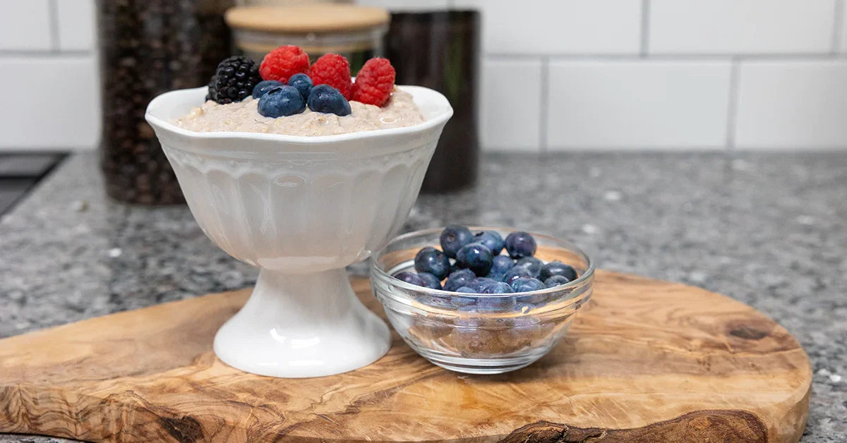 overnight oats with yogurts with berries