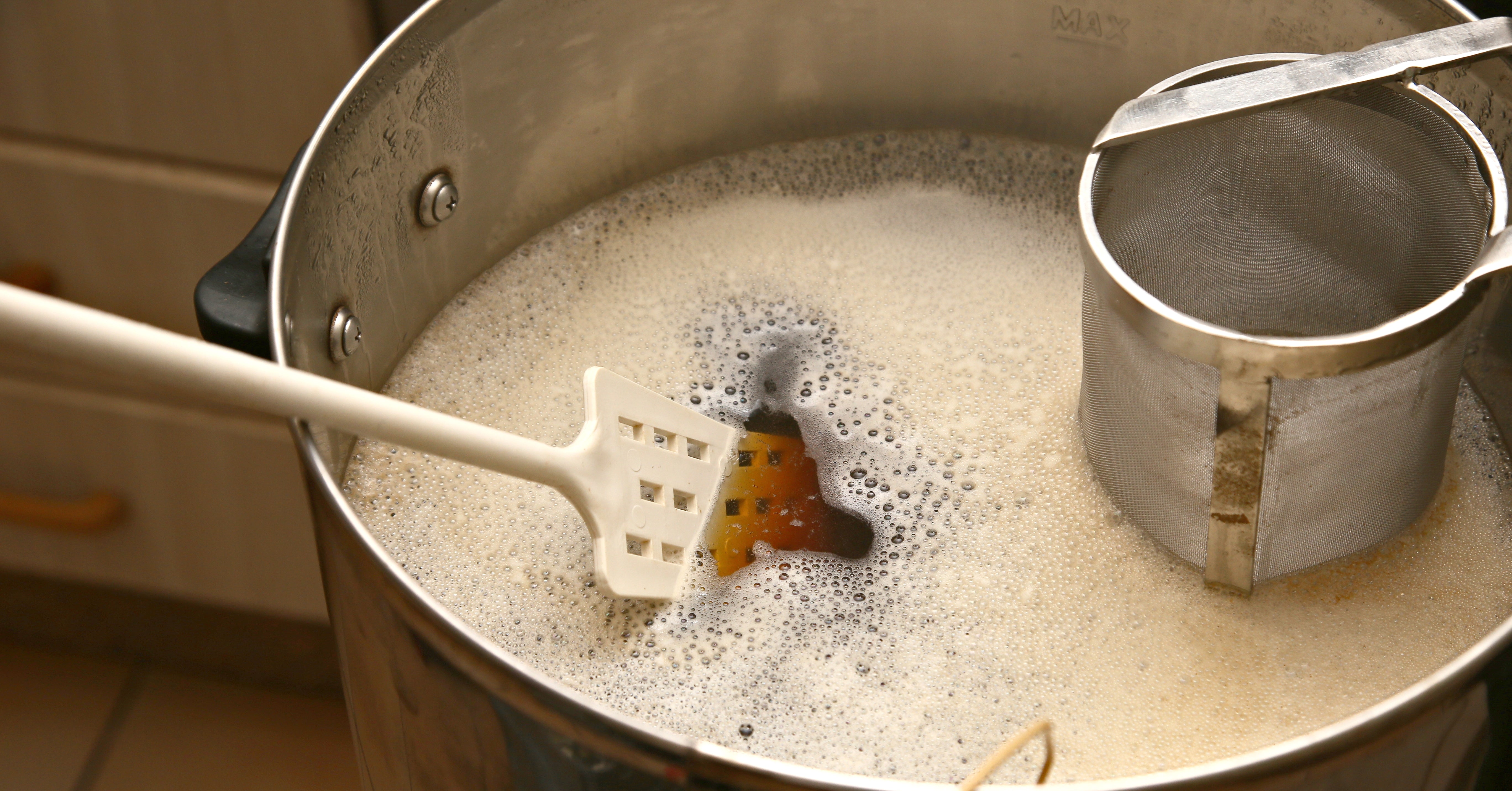 homebrewing beer with one of the 3 types of fermentation