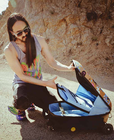 Steve Aoki Opening Luggage Scooter 