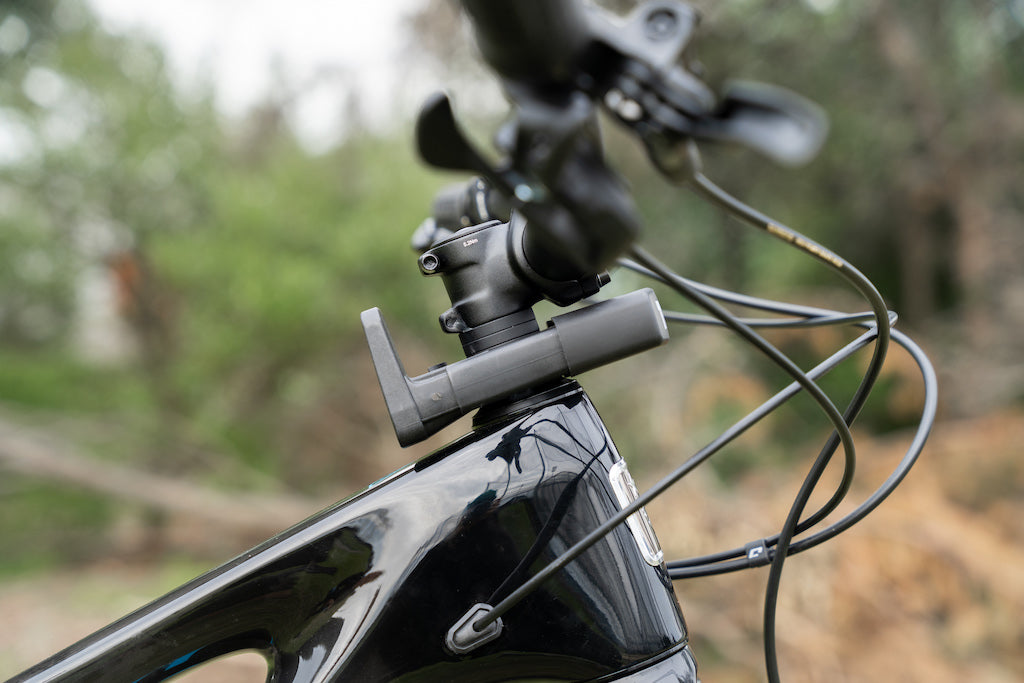 The stem on a Marin mountain bike featuring the Thule Yepp Nexxt mini front clamp