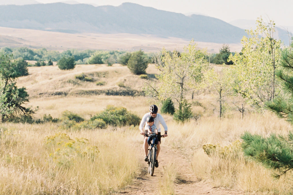 family-bike-ride-colorado