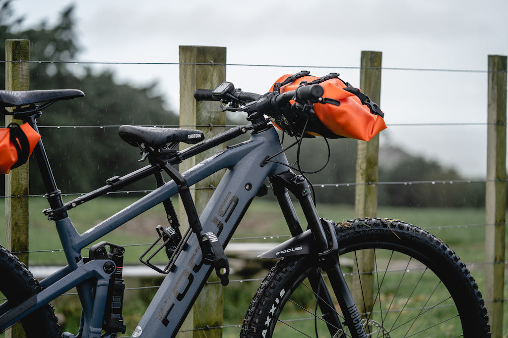 shotgun seat and bike packing kit