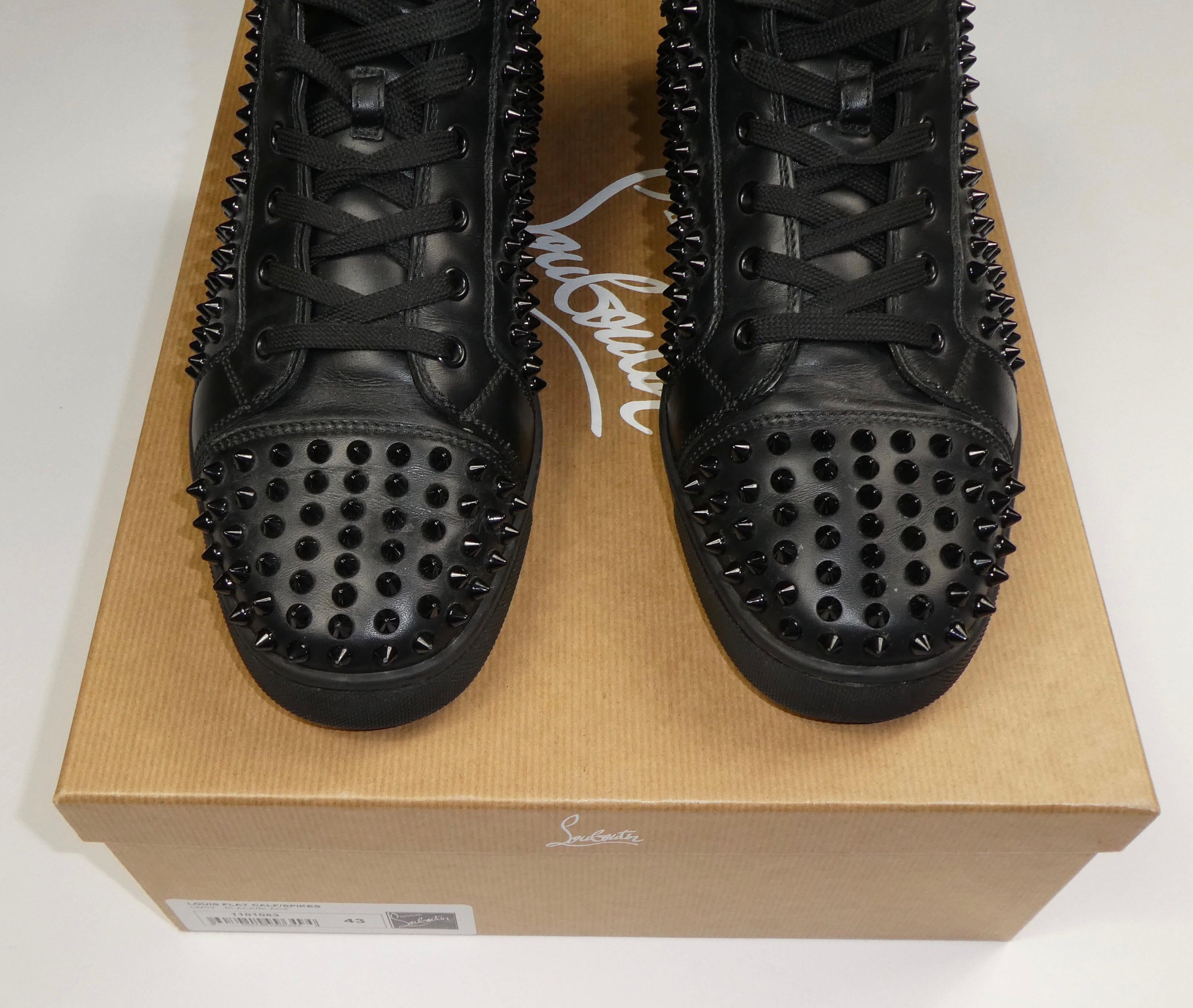 louis calf spikes black