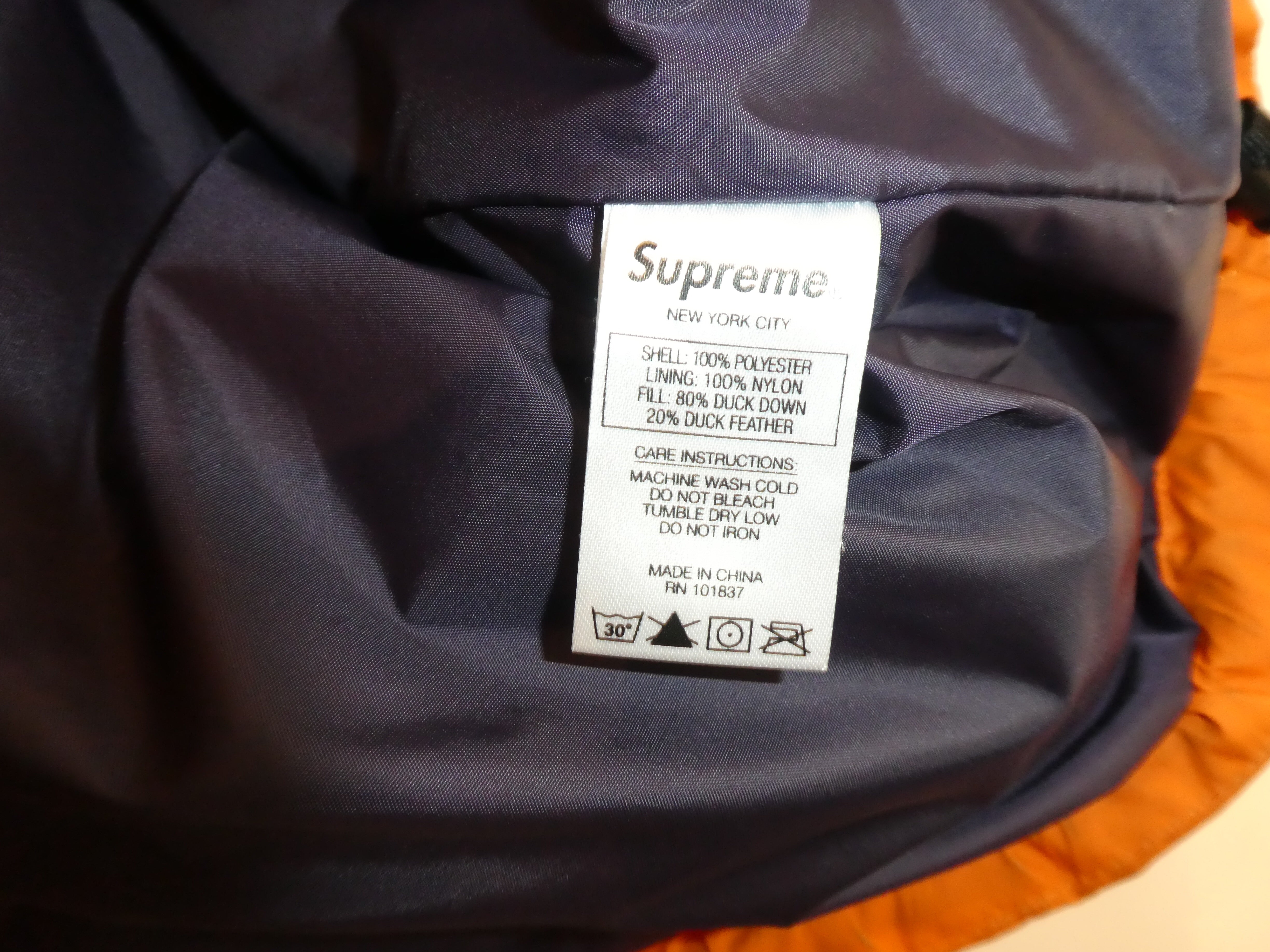 supreme gradient puffer