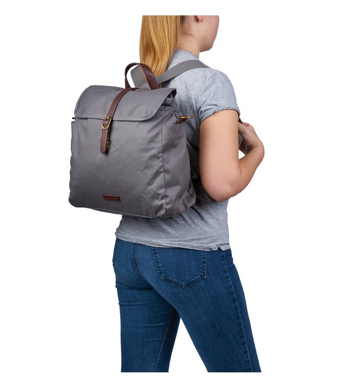 https://cdn.shopify.com/s/files/1/0077/2181/2058/t/23/assets/acf.BB90-001_-_Barca_Grey_-_Lifestyle1_700x.jpeg?v=1617977862