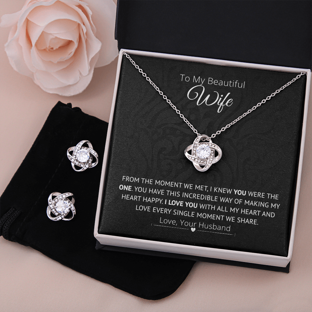 You Are The One – Love Knot Earring & Necklace Set