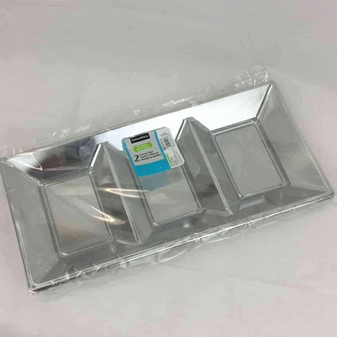 CATERING PLASTIC TRAYS 3-SECTION SILVER 2pcs