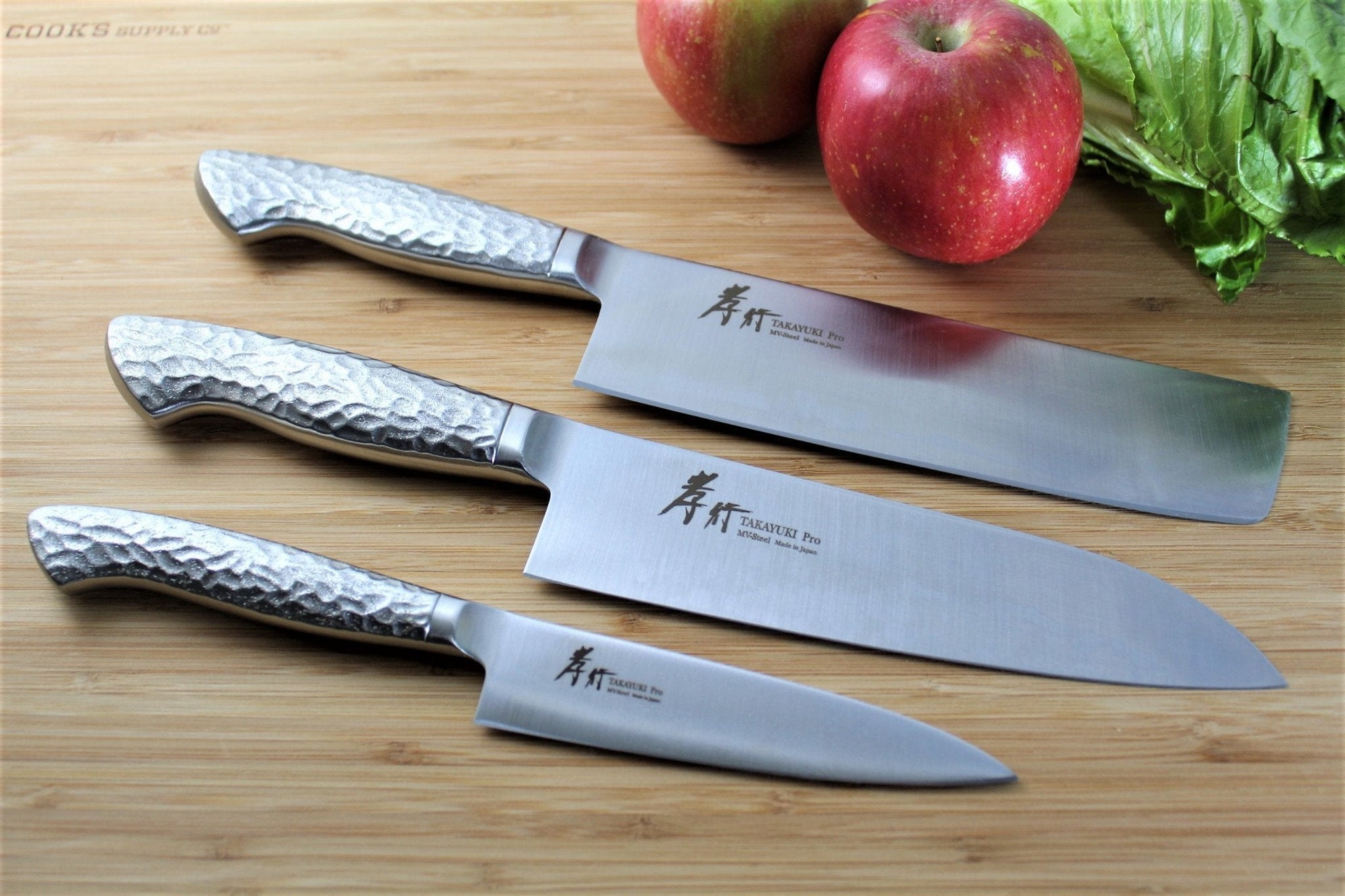 https://cdn.shopify.com/s/files/1/0077/4399/5970/files/kitchen-knives-sakai-takayuki-japanese-knife-set-inox-pro-molybdenum-stainless-steel-petty-knife-120-mm-4-7-santoku-knife-180-mm-7-1-nakiri-knife-180-mm-7-1-1_d81b801a-6de6-42a0-a944-71df73150ec4_2000x.jpg?v=1698701052