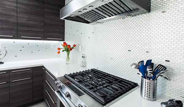 Frosted and Glossy Mirror Glass Tile Backsplash