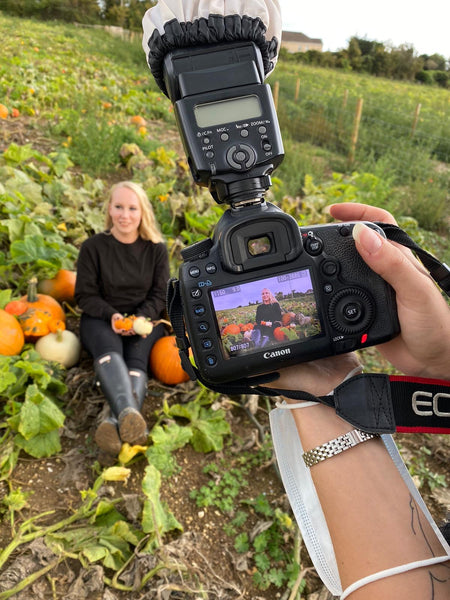 Ellie Ellie Halloween Pumpkin Photoshoot