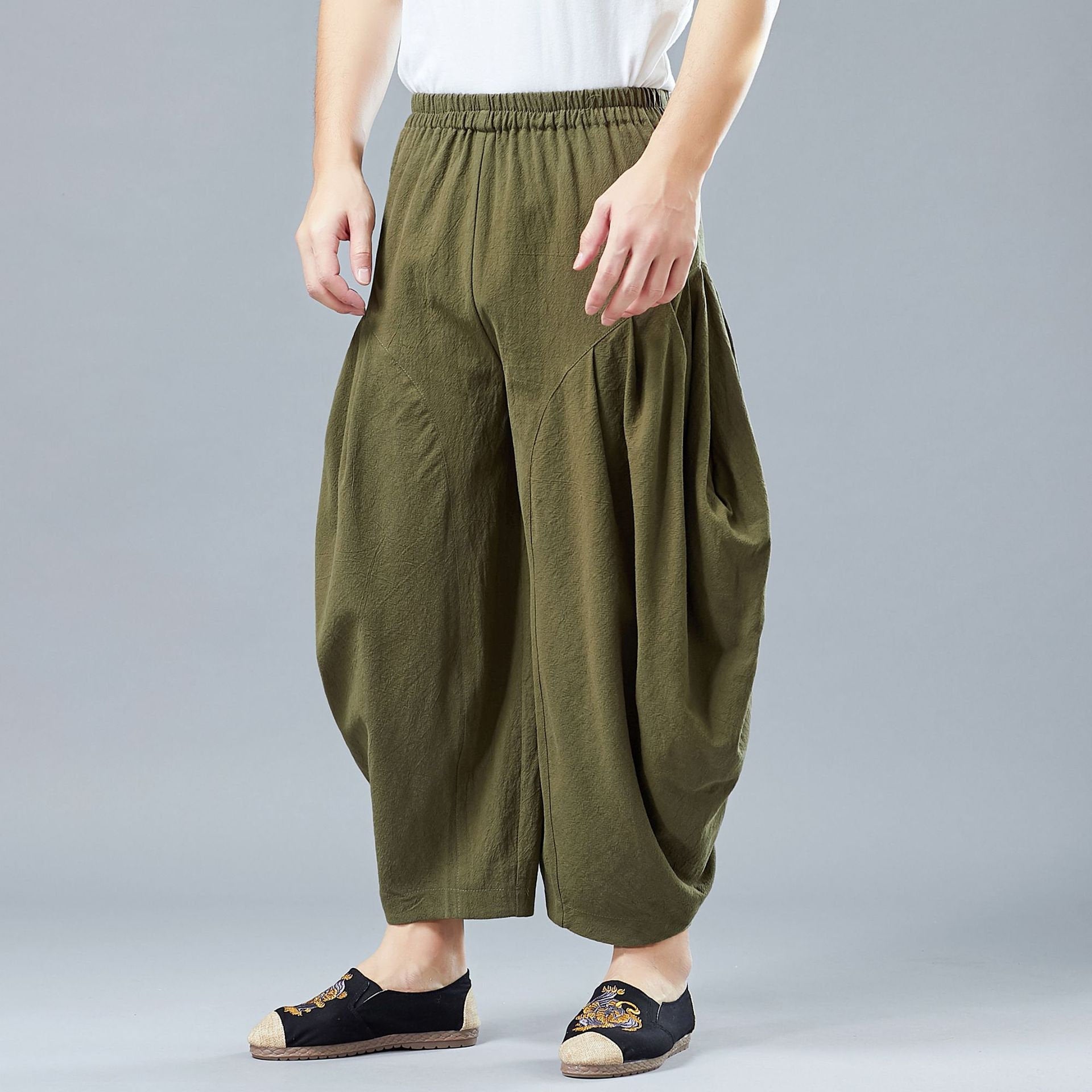 casual cropped pants