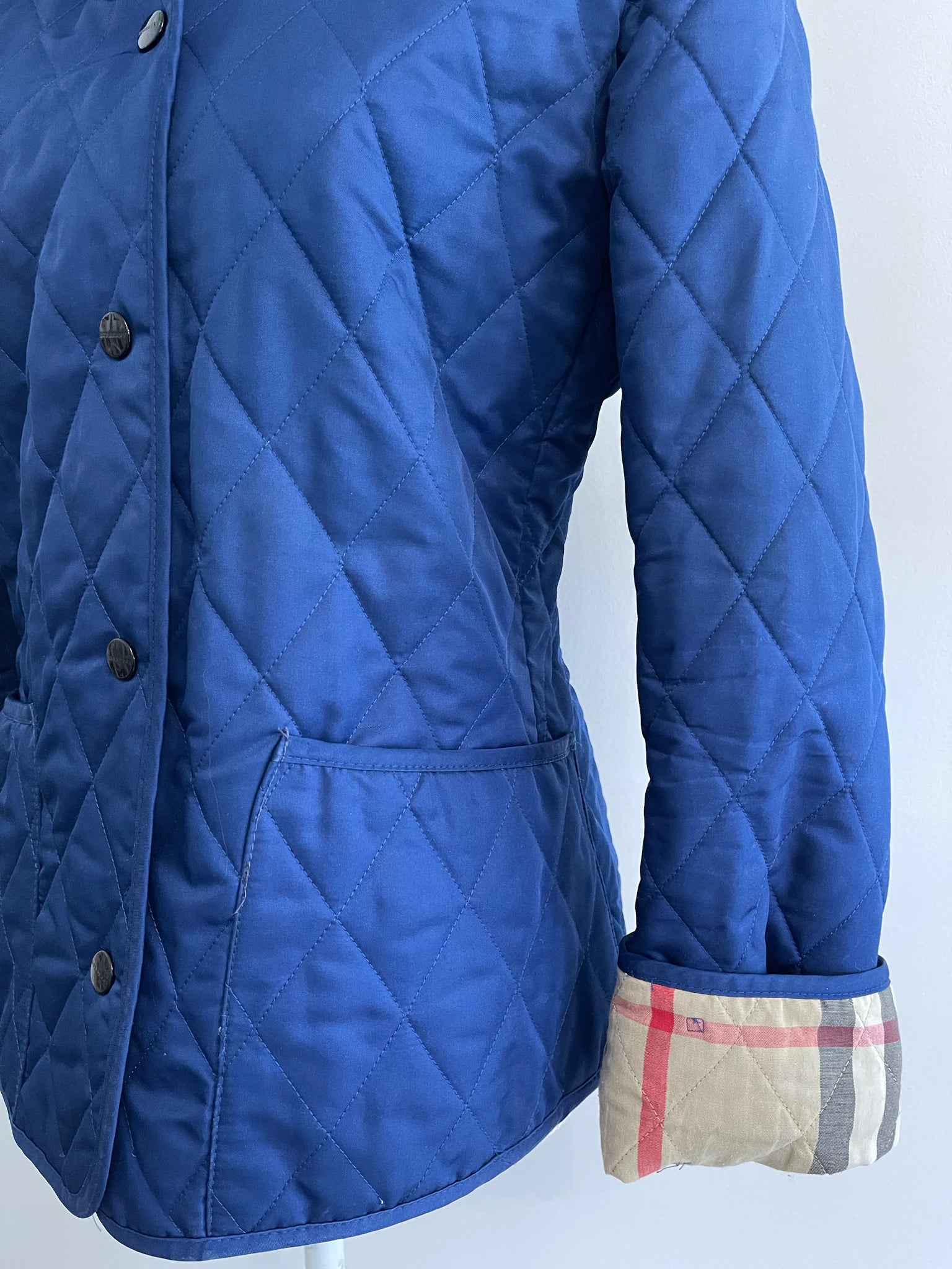 Burberry Jacket – Midtown Authentic Wyckoff