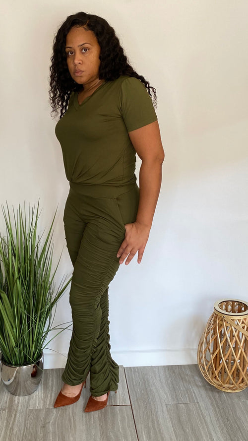 You Got It Girl |ruched bottom set (olive)