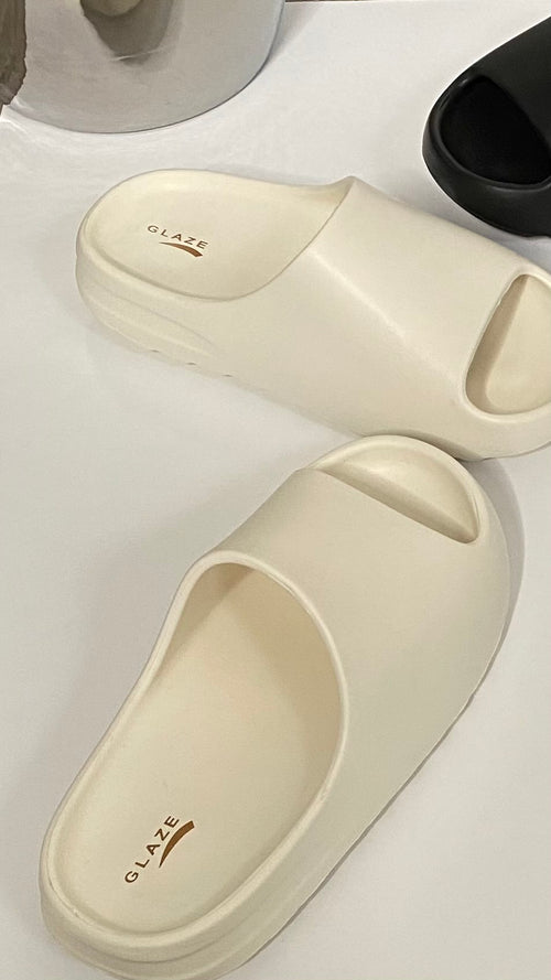 Chill Mode - Slide Shoes (White)