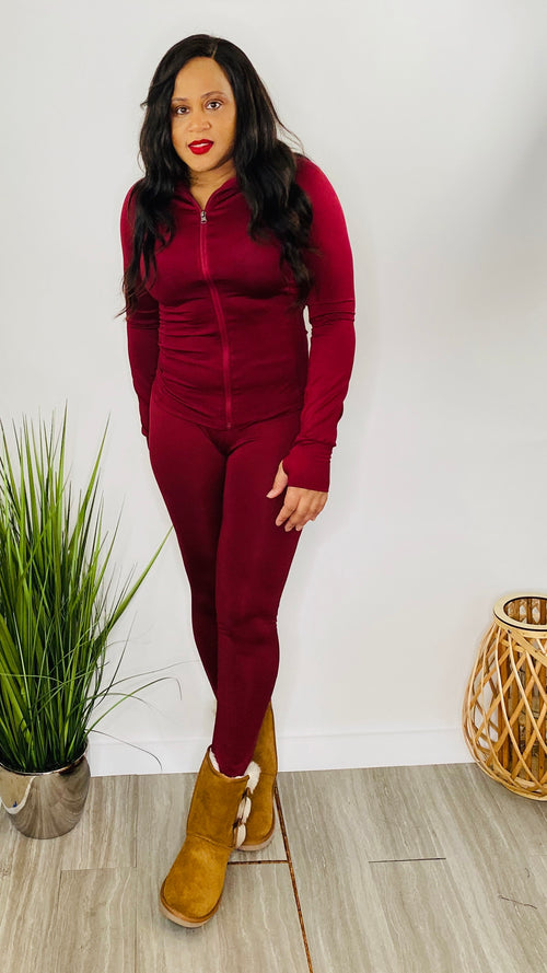 Sporty Babe - burgundy two piece track set up