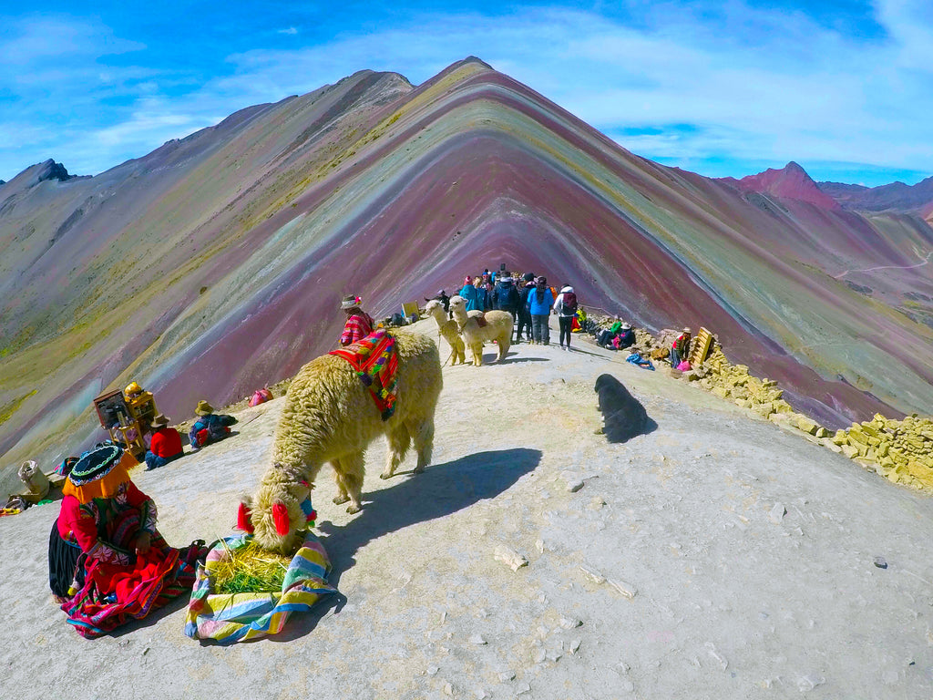 レインボー山脈、ペルー