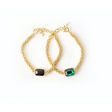 Designed exclusively for the Beverly Hills Hotel, this limited-edition piece draws inspiration from the iconic property, specifically from Frank Sinatra and Elizabeth Taylor's bungalows. 
This is a dual stone bracelet with one side Black and one side Emerald. Get two looks in one. Emerald was Elizabeth Taylor's favorite color and Frank's Black. This is a limited run and comes to you with all custom Beverly Hills Hotel packaging. 
Fulfilled by our friends at Short Suite 

*Please Note: 

This item is not eligible for returns 
This item cannot be shipped outside the U.S.
