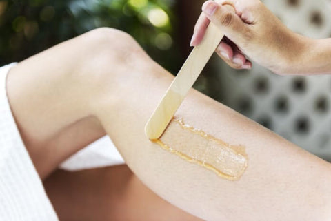 suger waxing to remove hair